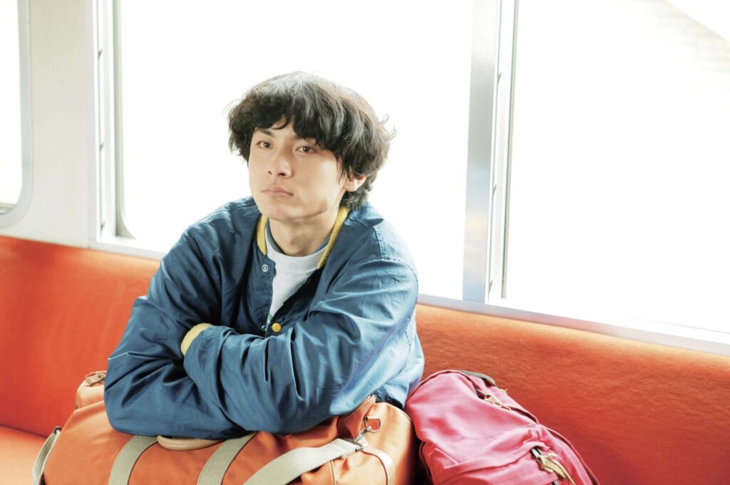 【橫道世之介】推出各場限定海報特典 四月北中南限量經典重映! 5 下午4.20 2026 4 10的影像 1