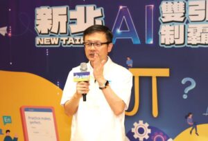 《圖說》教育局長張明文表示，新北自112年推動素養試題、113年導入數位解題、114年升級診斷系統，逐步建構完整的統測備考支持架構。〈教育局提供〉