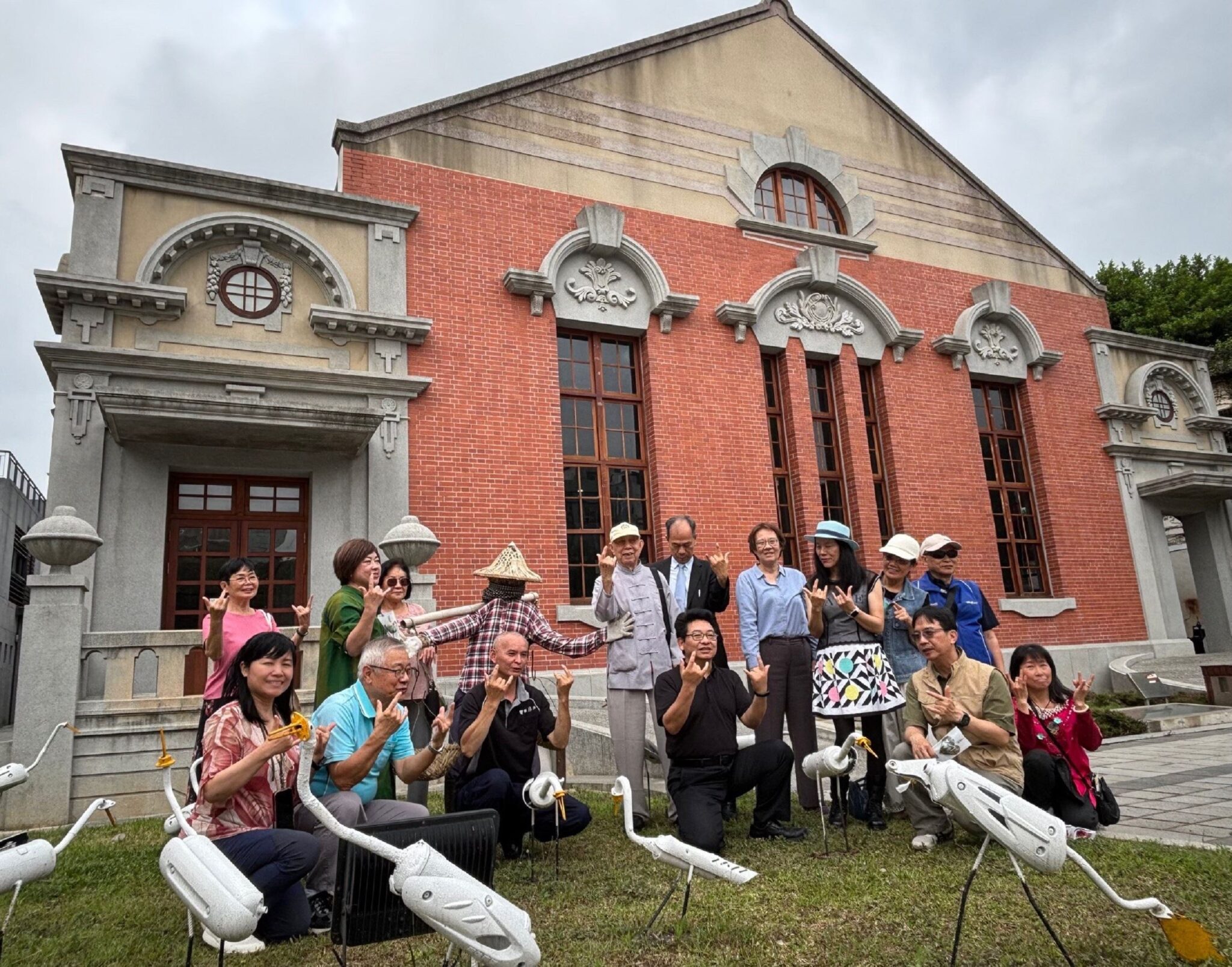 竹美館發表環境美學再生藝術紀實短片：排氣管化為白鷺鷥工藝