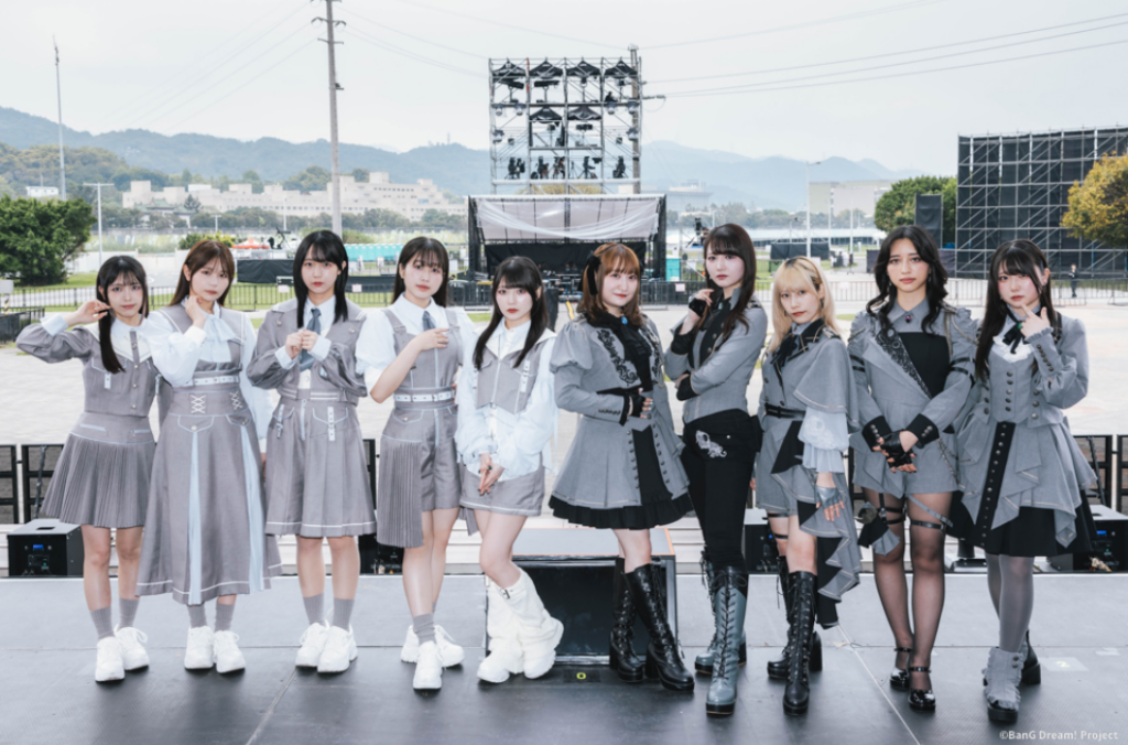 四團炸翻大佳河濱!《BanG Dream!》雙日開唱萬人應援 戶外夜光舞台燃到最後一刻 4 螢幕擷取畫面 2026 04 16 210322