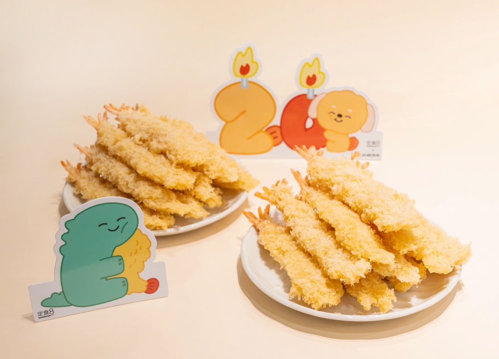 03定食8歡慶品牌20週年，推「20隻蝦爆炸盤」挑戰活動，完成指定任務有機會獲得整盤金黃炸