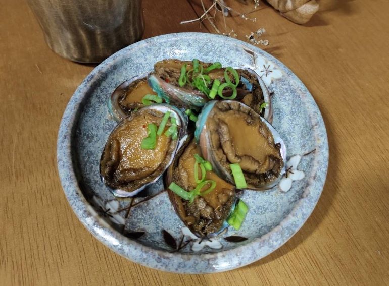 《圖說》醬漬一口小鮑魚。〈農業局提供〉