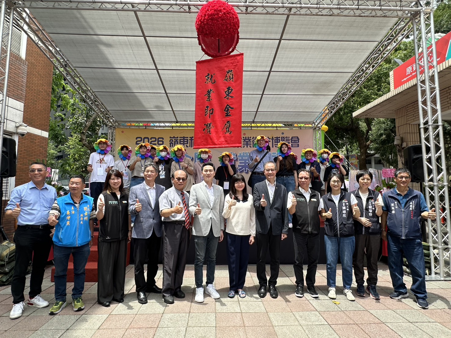 嶺東科大就博會   產學共構助攻畢業即就業