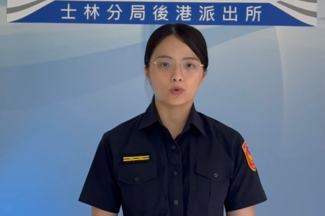 情侶爭執球棒洩憤  士林警接報火速到場  嚴查非法脫序行為