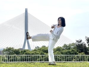 《圖說》將捷金鬱金香酒店配合活動特別開放望高樓，讓遊客盡情與淡江大橋拍攝創意合照。〈淡古提供〉