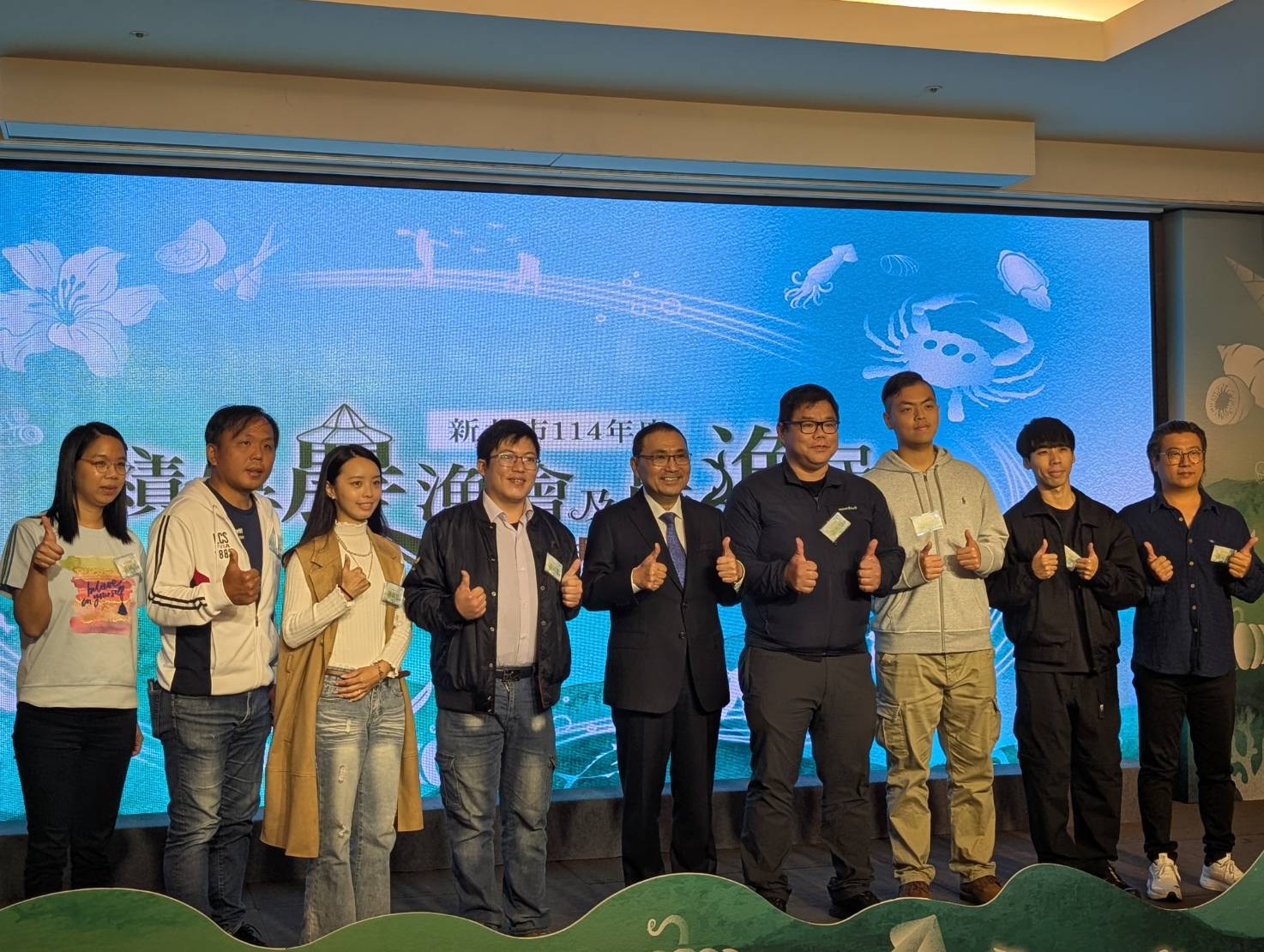 侯友宜表揚績優農漁會 7位農民製茶、養蜂工藝閃耀國際賽事