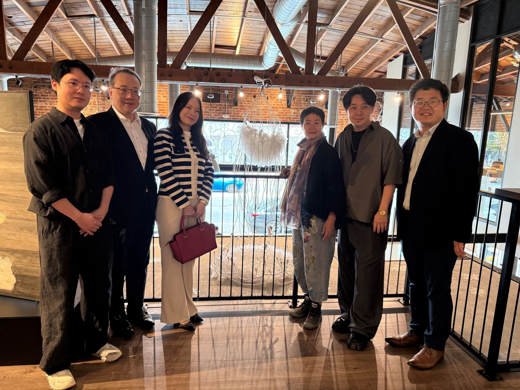 洛杉磯西好萊塢臺美藝術家聯展 以生活體驗掀起臺灣潮流