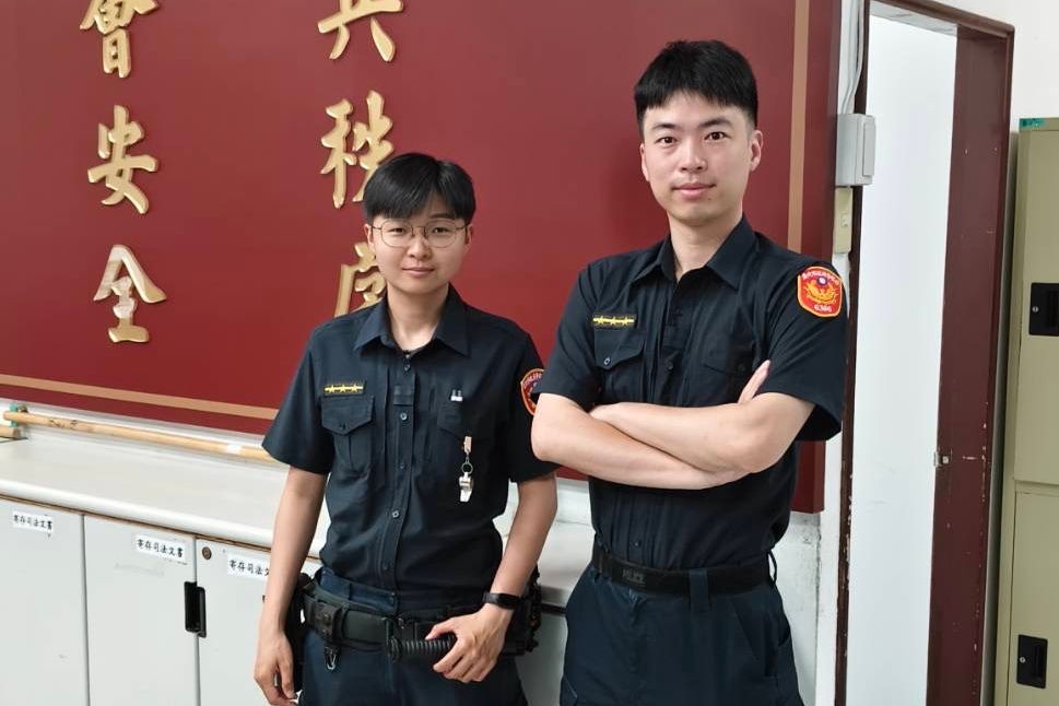 幫代辦塔位買賣險成車手  松山警即時攔阻提款面交