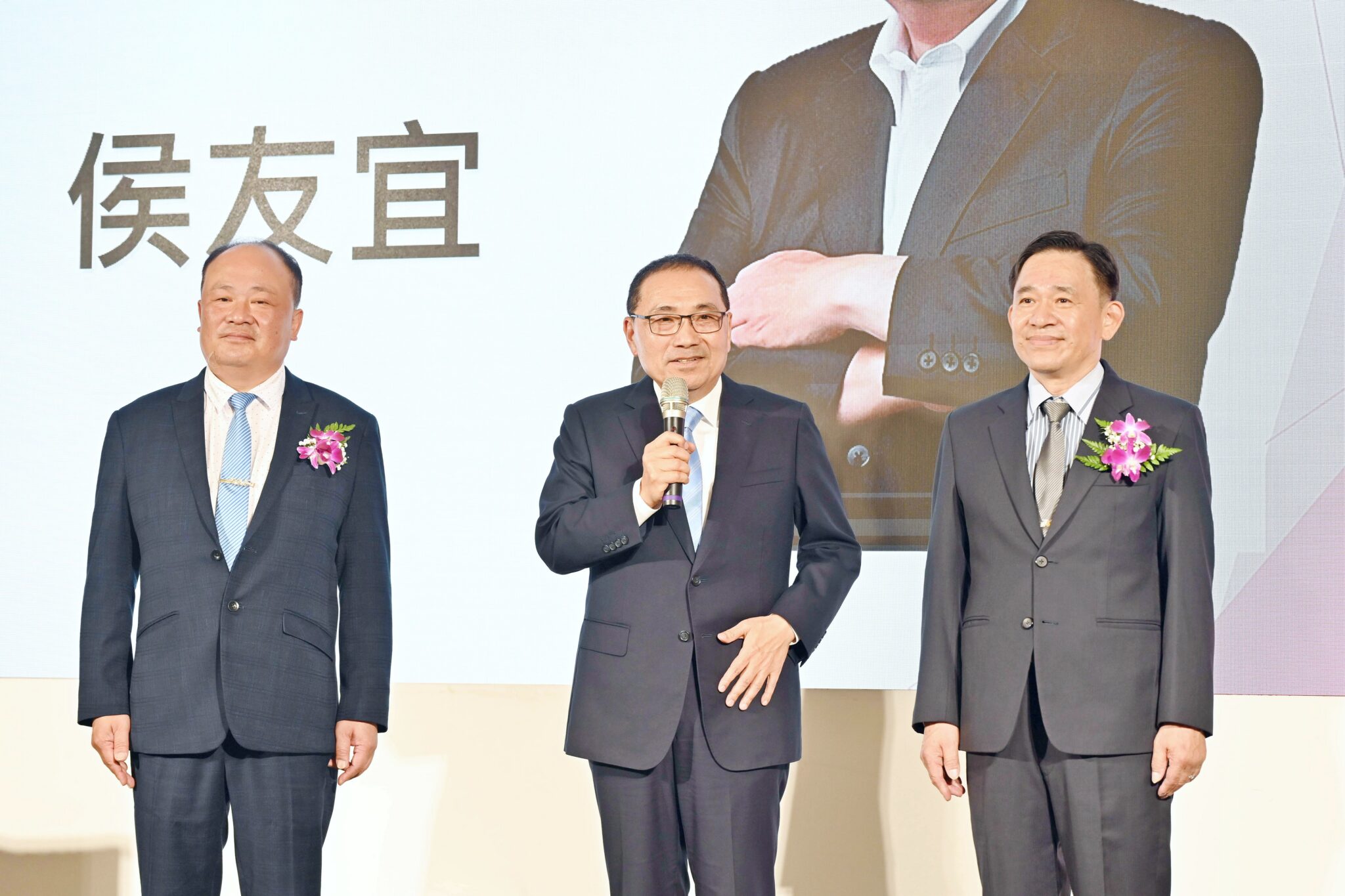 侯友宜出席新北後憲荷松協會新卸任理事長交接　感謝攜手守護市民安居樂業