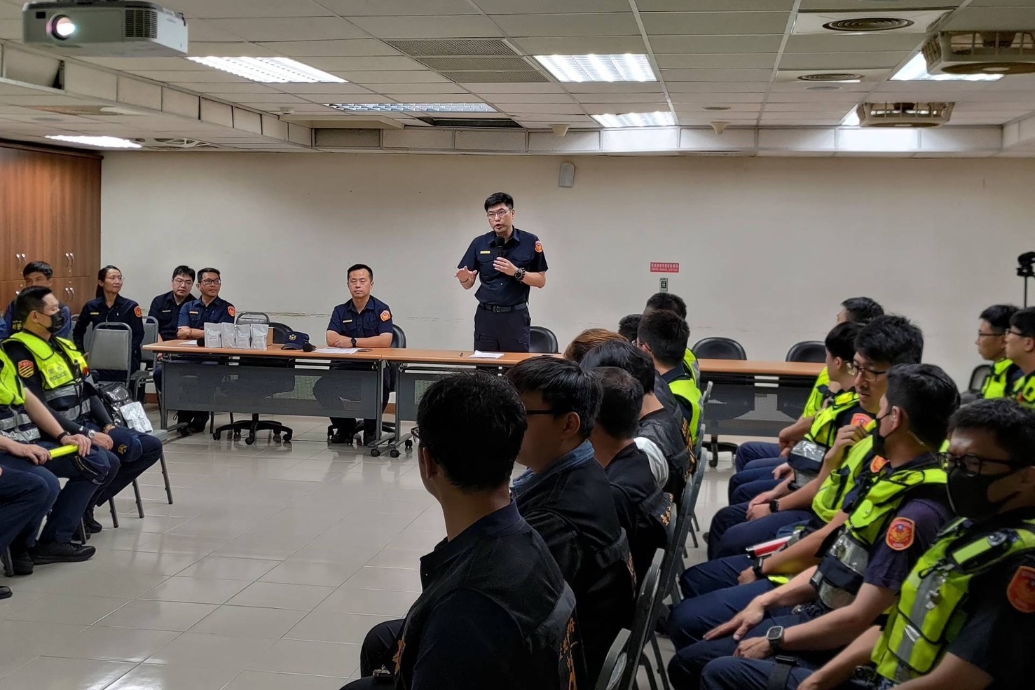毒駕零容忍  城中波麗士掃蕩毒駕  決不寬貸  守護市民平安回家