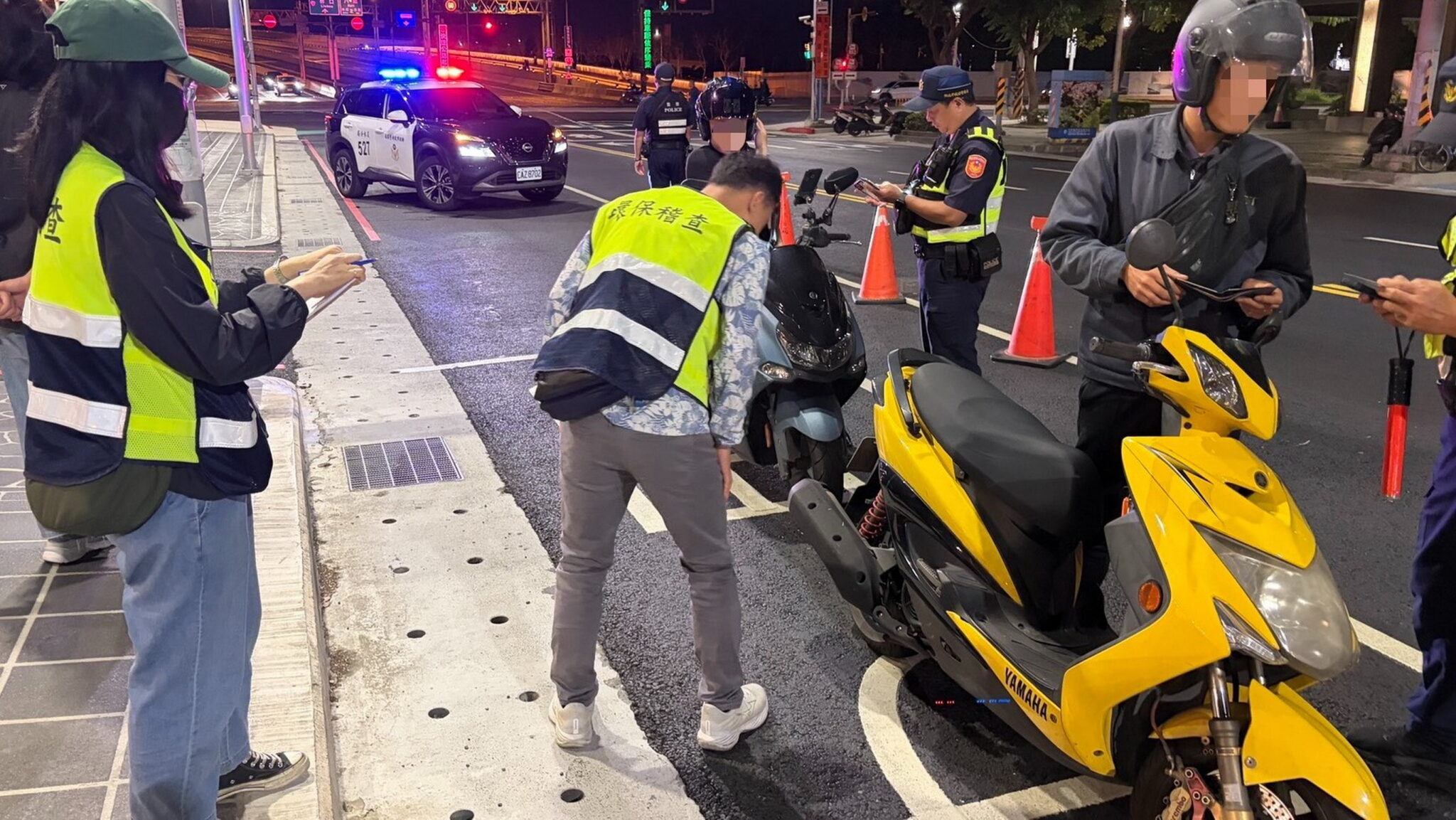 新北環警深夜鐵腕出擊　淡江大橋全時段科技執法搭配「閉鎖式路檢」 雙管齊下強力掃蕩噪音車