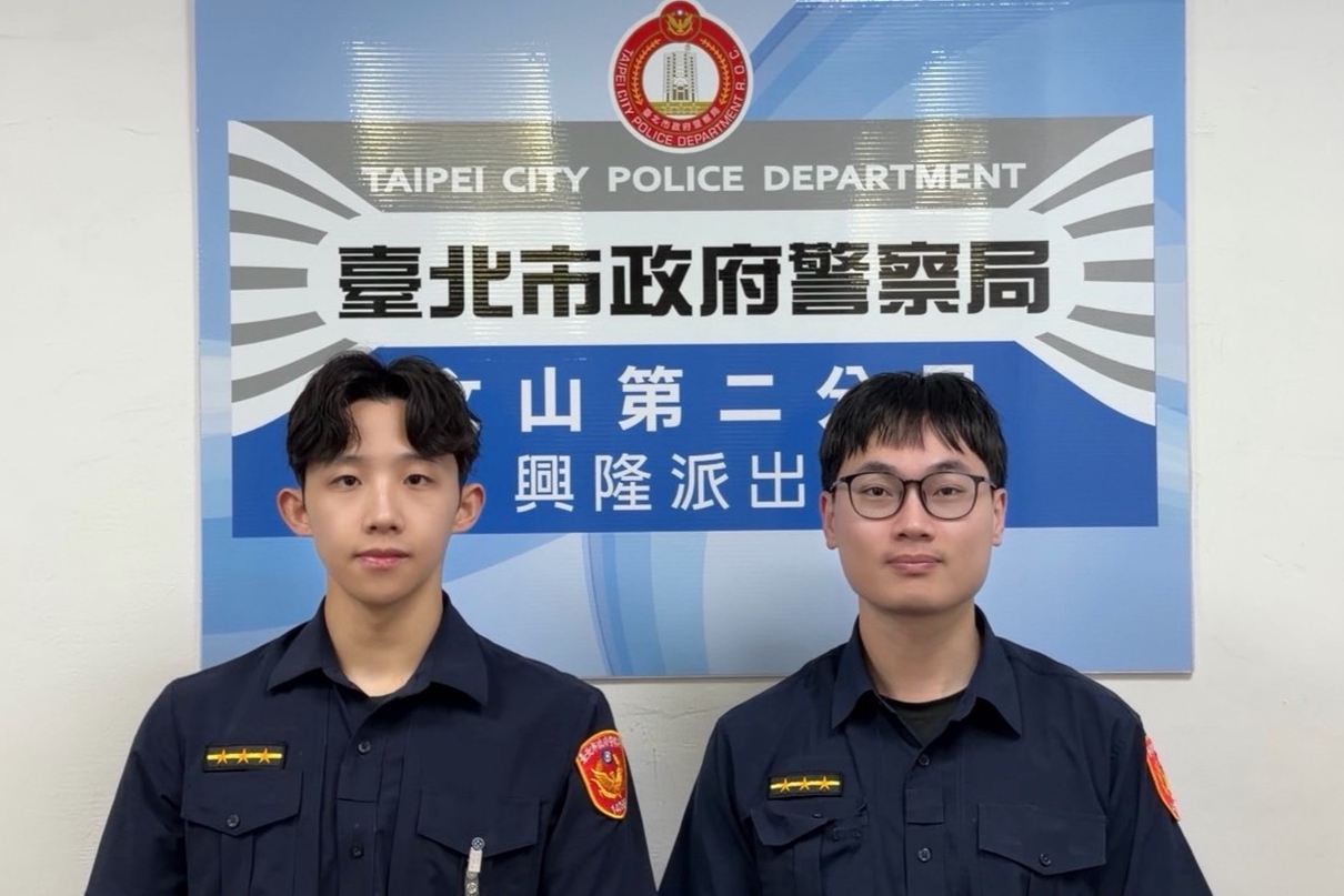 網購翡翠險遭詐  警銀聯手攔阻婦人45萬元匯款