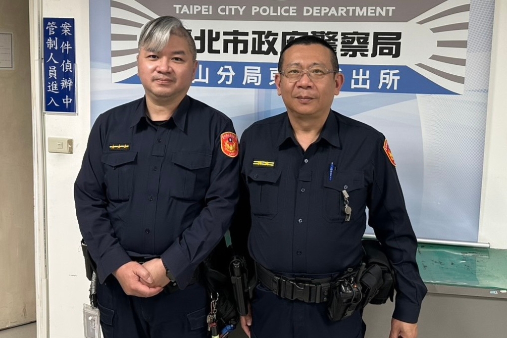 老翁街頭苦尋  記憶中的朋友  暖警助平安回家